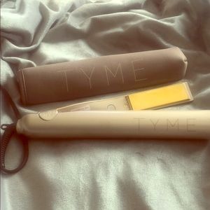 Tyme curling iron